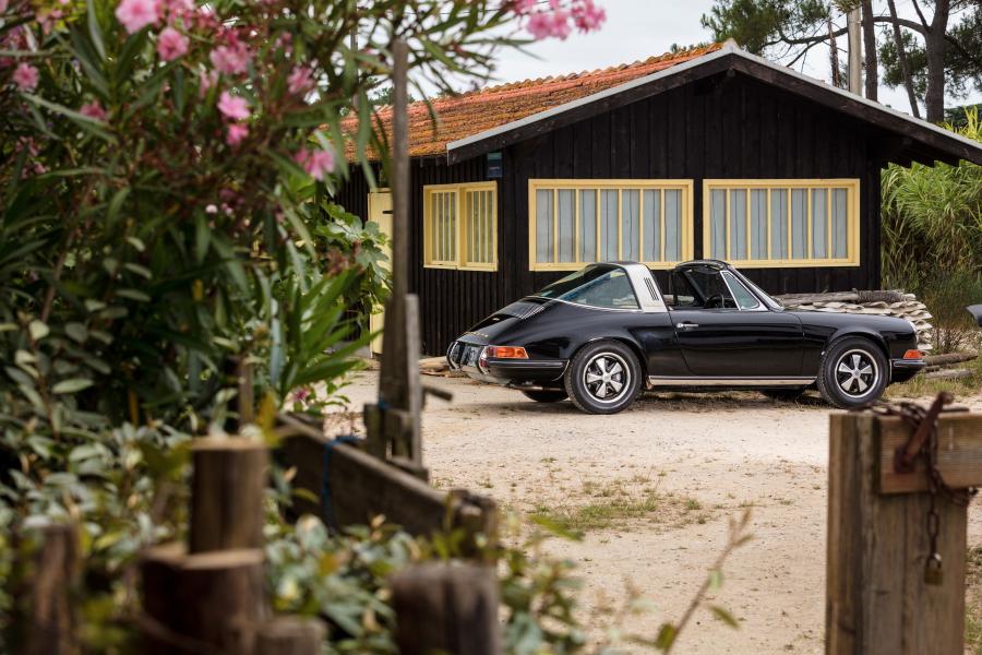 Porsche 911 S 2.2 Targa (911) 1969 года  (фото 32 из 42)